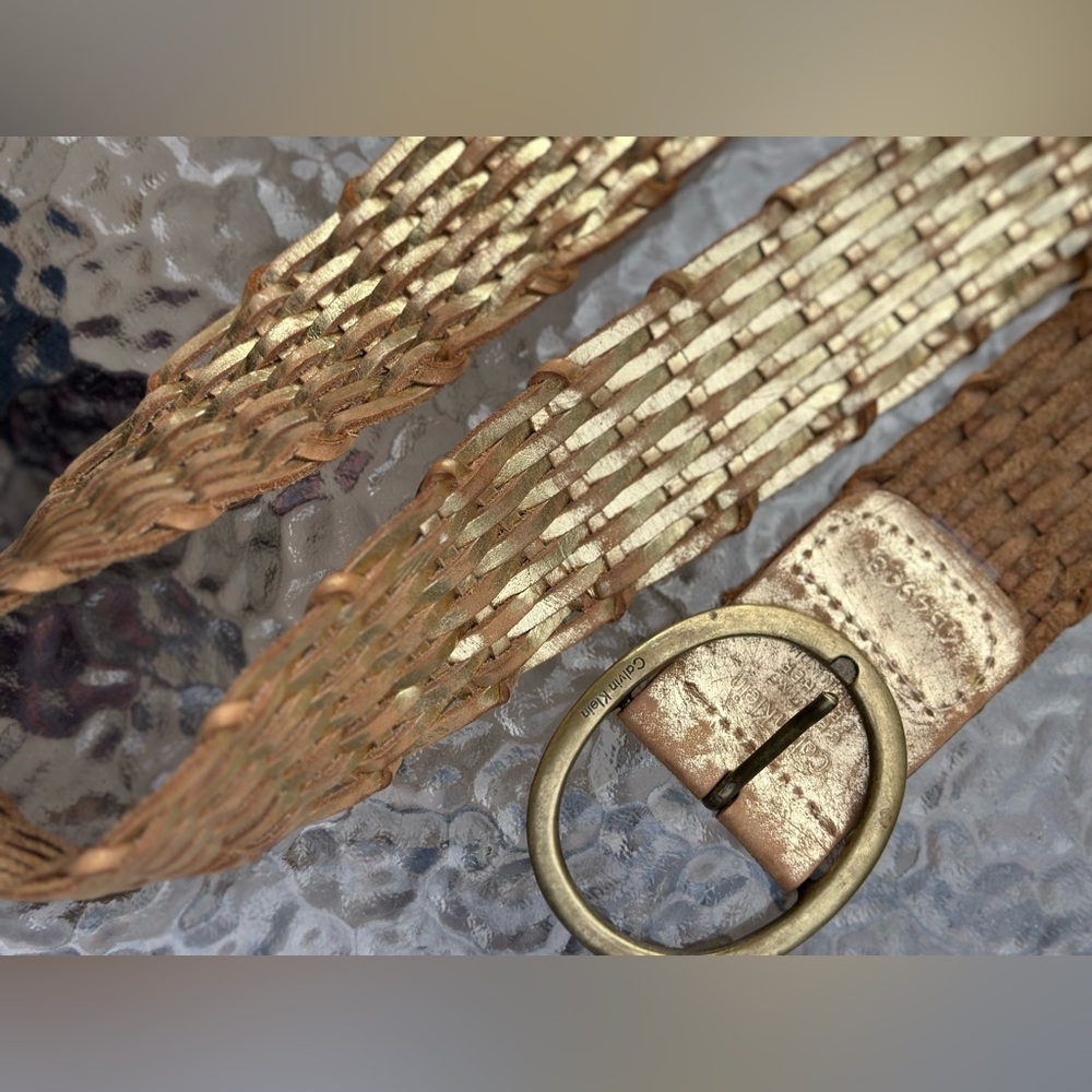 Vintage Calvin Klein Women’s Metallic Golden Leather & Brass Braided Belt ✨